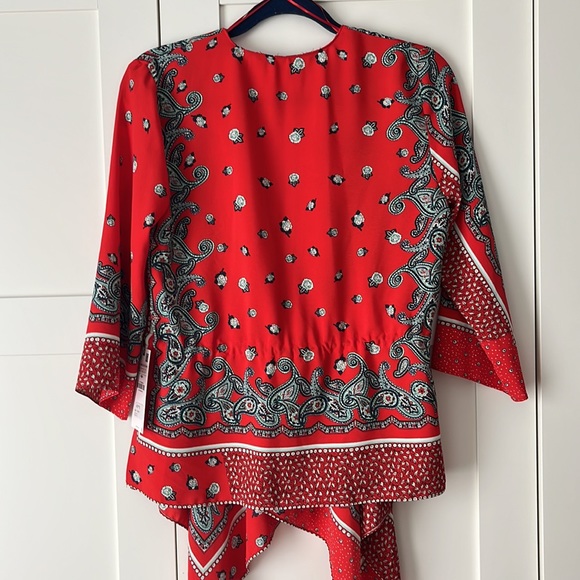 Zara Handkerchief style blouse - Picture 8 of 8